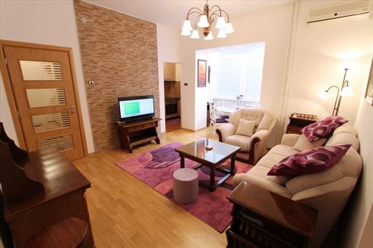 Top lokacija, odličan stan na Dorćolu, ID 4660