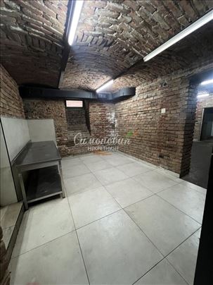 Trg Republike, Kolarčeva, 82m2, sut,parking,uknjiž