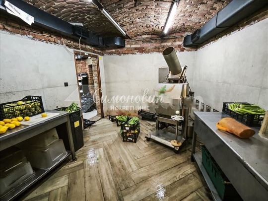 Trg Republike, Kolarčeva, 82m2, sut,parking,uknjiž