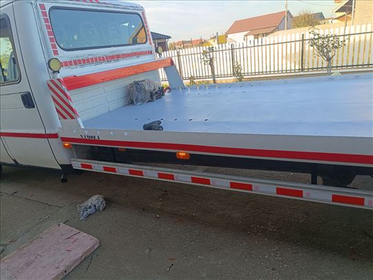 Usluge prevoza vozila,ne registrovanih,pokvarenih,