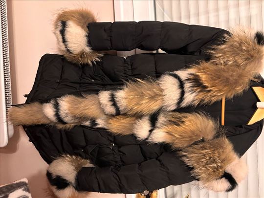 Zimska jakna sa prirodnim krznom M