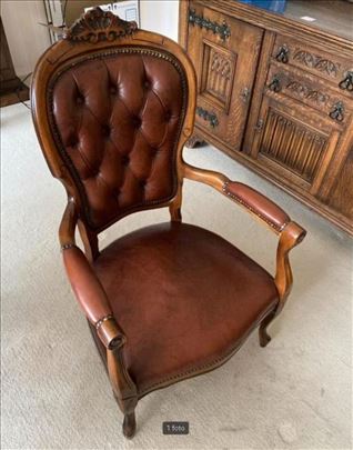 Anticka - vintazna Volter fotelja