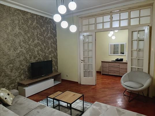 Dvosoban namešten u centru