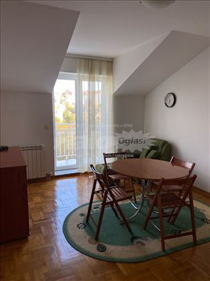 Dvosoban stan. Odmah useljiv!  Žarkovo    9