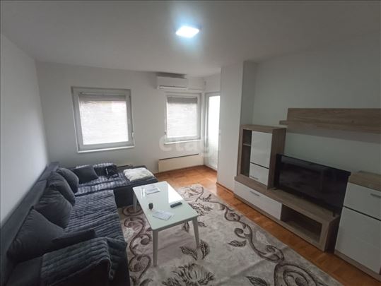 Funkcionalan stan u Kotezu - izdavanje