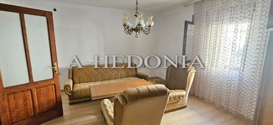 Gradska bolnica, kuća, 2.0, prazna, useljiva