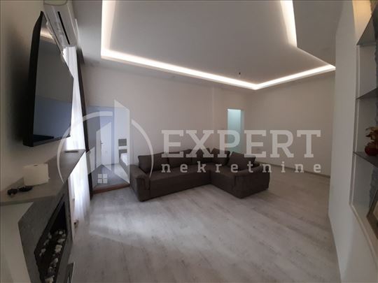 Izdaje namešten troiposoban stan, Generala Milojka