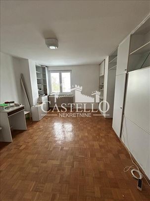 Jednosoban stan - Novi Beograd - Blok 61