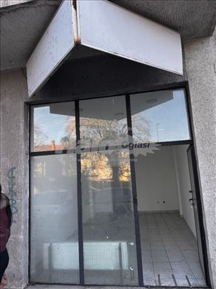 Lokac 28m2 + magacin 23m2 u Smederevu