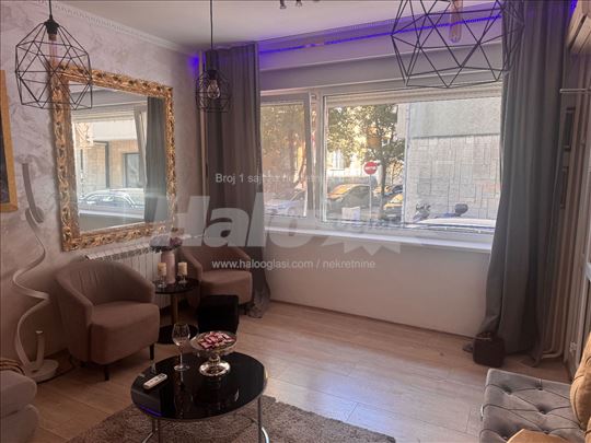 Lux garsonjera Vracar Kalenic