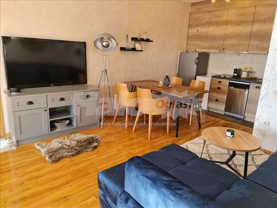Na prodaju lux apartman-Kopaonik, predivan pogled