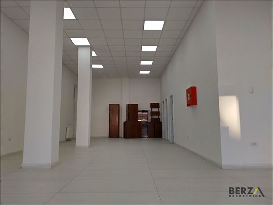 Novi Sad, Bulevar Patrijarha Pavla, Lokal, 1.5, 81