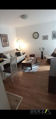 Novi Sad, Bulevar Patrijarha Pavla, Stan, 1.5, 38,