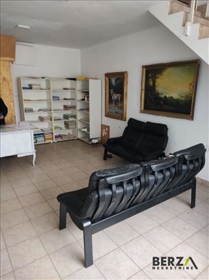 Novi Sad, Cara Dušana, Lokal, 2, 52,00m2