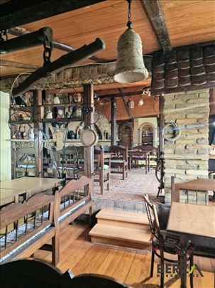 Rumenka, Lokal, 2, 140,00m2