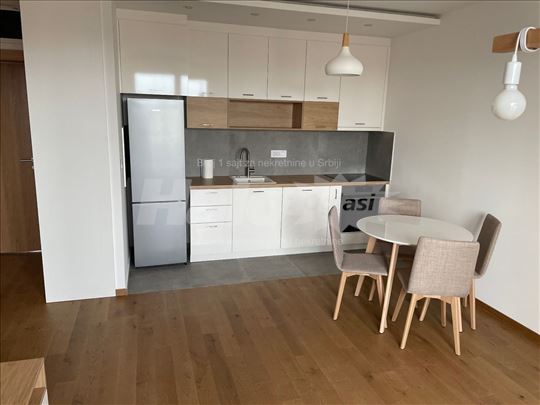 Stan na Bulevaru Evrope