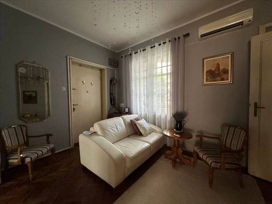 Strogi centar Vračare sa 2 spavaće sobe