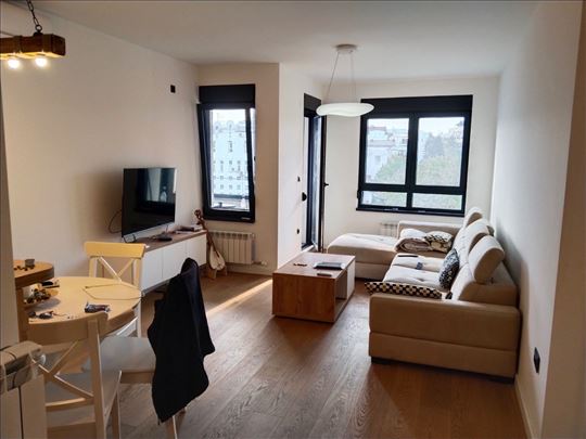 Šumatovačka, Vračar, nov, garaža, nameštaj, uselj.