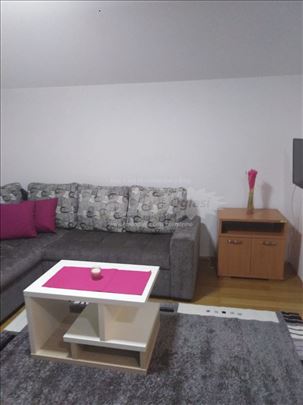 Uzi centar stan Zlatibor