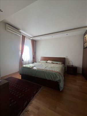 Vračar-Hram-trosoban 146m2-terasa-uknjižen 