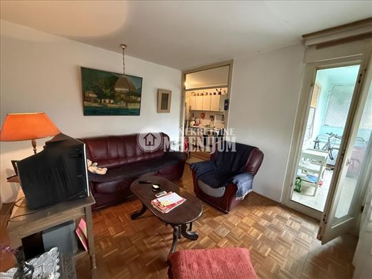 2.5 stan u bloku 70 ID#2130