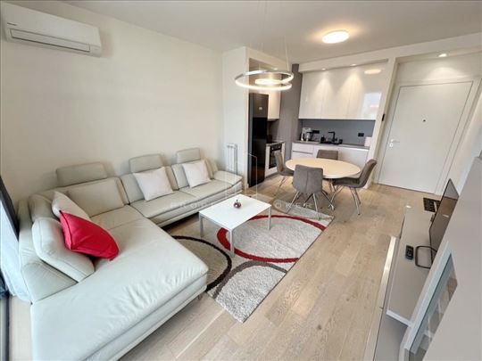 BW Metropolitan, odmah useljiv sa garažnim mestom 