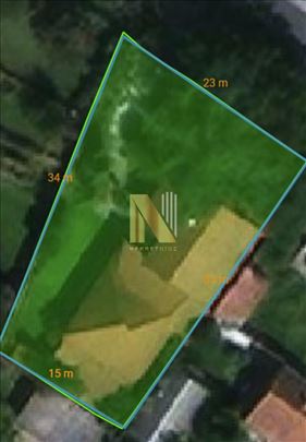 Centar - kuća - plac 650m2 - idealno za investitor