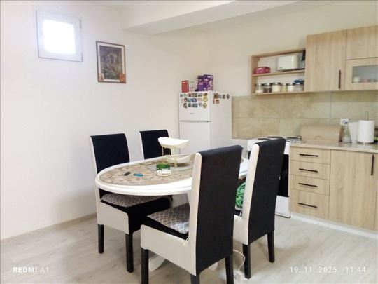 Erdevik kuća 54m2 izrenovirana Hitno