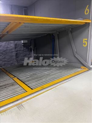 Garaža u Deligradskoj