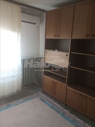 Izdajem stan u Kikindi