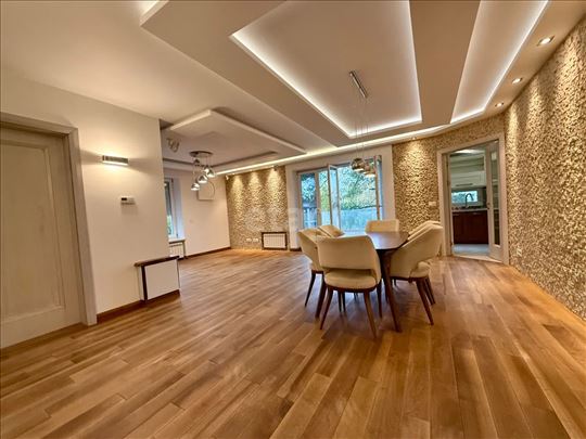 Luksuzan 3-soban stan na Dedinju od 100m2