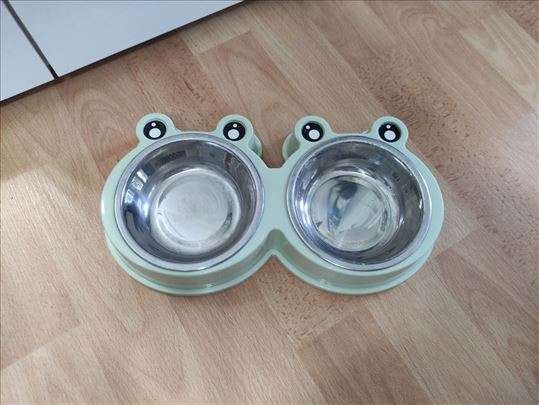 Metalna hranilica koriscena 1