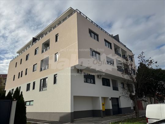 Parking mesto 12 kvadrata Pančevo Cara lazara 96