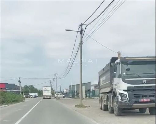 Plac 80ari - Makiš-poslenji plac u ponudi, odmah p