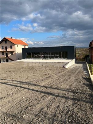 Poslovni objekat/magacin ibarska magistrala meljak