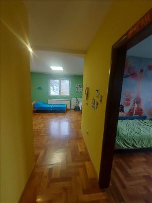 Stan kod Saborne crkve-Prve kragujevačke gimnazije