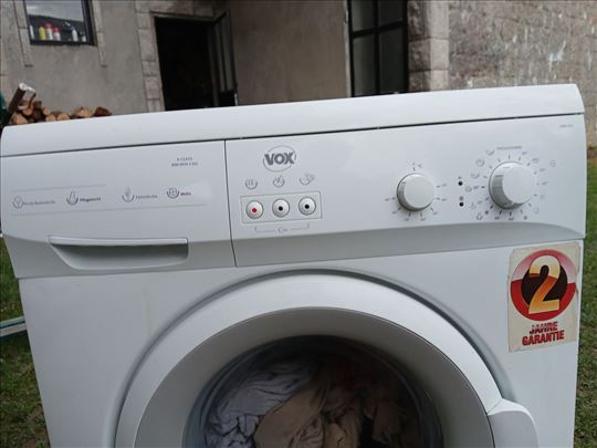 Veš mašina vox 5kg prevoz 