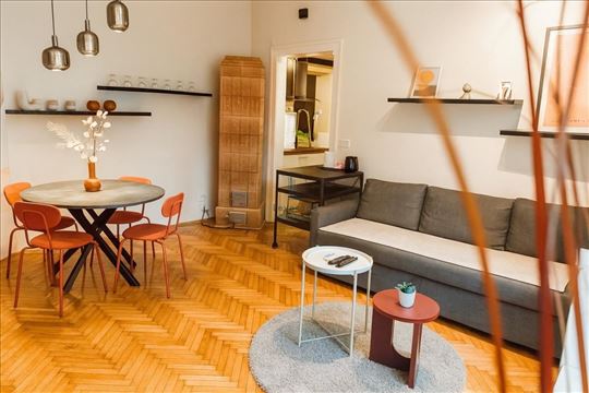 Zemunski kej, Dr Petra Markovića, 30 m2