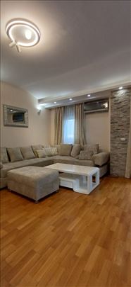 Banovo brdo, Kneza Višeslava, 68m2