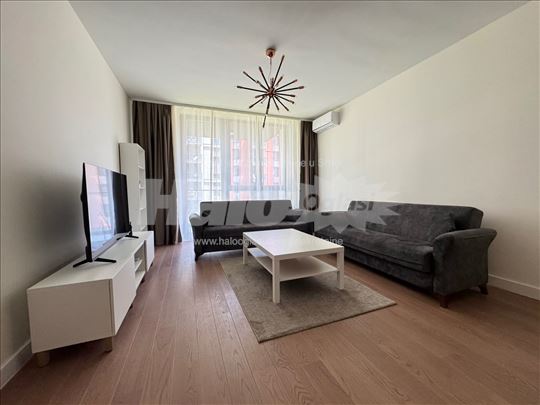 BW dvosoban stan preko puta Palate pravde