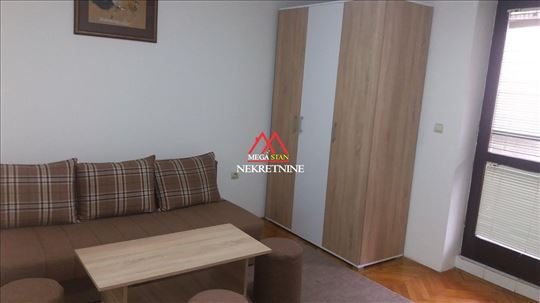 Garsonjera - 25m2 - Socijalno