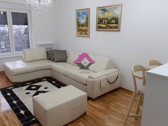 Hala Pionir, Green Residence, 2.0, 50m2 nov lux na