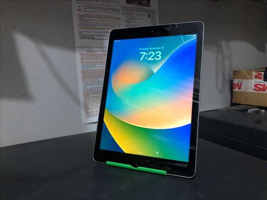 iPad 5th 32GB Space Gray Br.G36