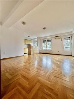 Izuzetan 3.0 stan, 80m2, Vojislava Ilica