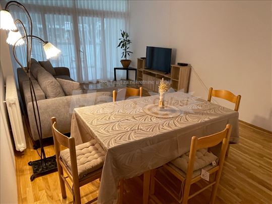 Novi Beograd - Blok 70a, 4.0 stan od 84m² Delta