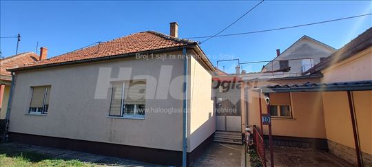 Porodicna kuca, Pancevo, Streliste