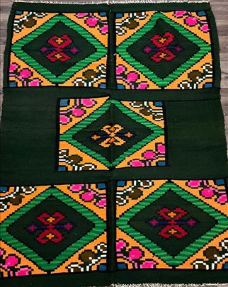 Ručno tkani vuneni ćilimi 