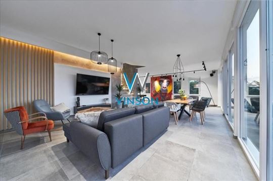 Sremski Karlovci - Savremeno opremljena petosobna