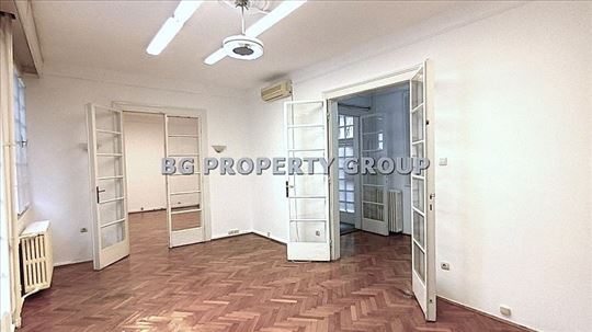 Trg Republike, 3,5.stan za poslovni prostor