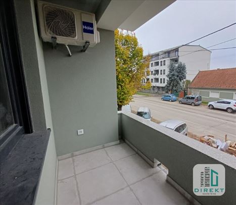 Tri spavaće sobe, eg, uskoro useljiv